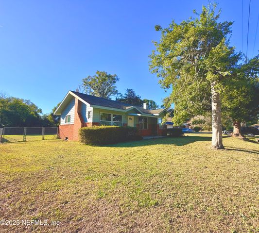 5252 VERNON Road, Jacksonville, FL 32209