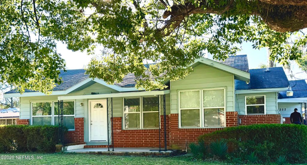 5252 VERNON Road, Jacksonville, FL 32209