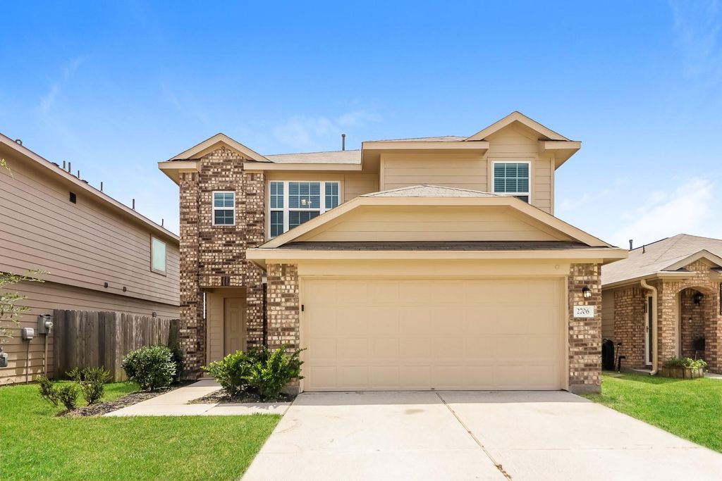 2706 Old Draw Drive, Humble, TX 77396