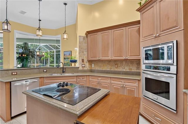 5771 Dogwood WAY, Naples, FL 34116