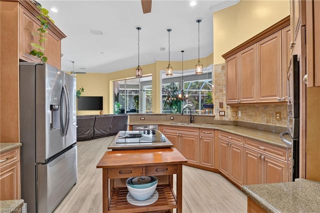5771 Dogwood WAY, Naples, FL 34116