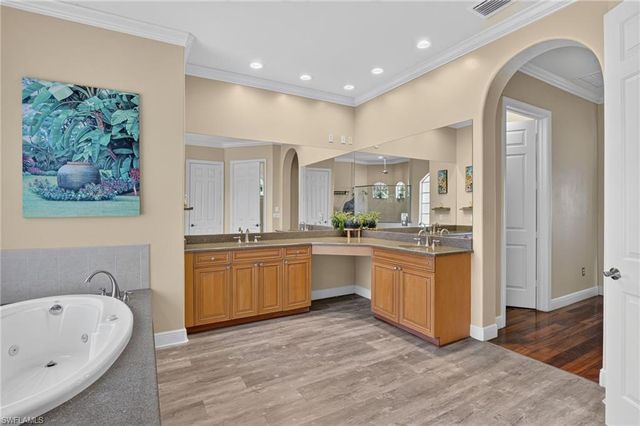 5771 Dogwood WAY, Naples, FL 34116