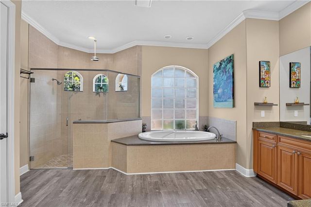 5771 Dogwood WAY, Naples, FL 34116