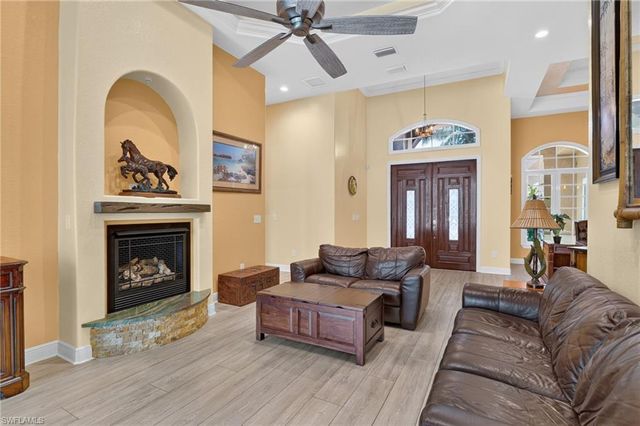5771 Dogwood WAY, Naples, FL 34116