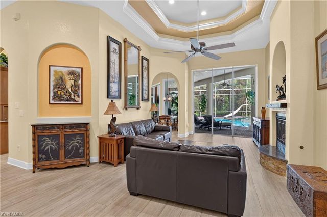 5771 Dogwood WAY, Naples, FL 34116