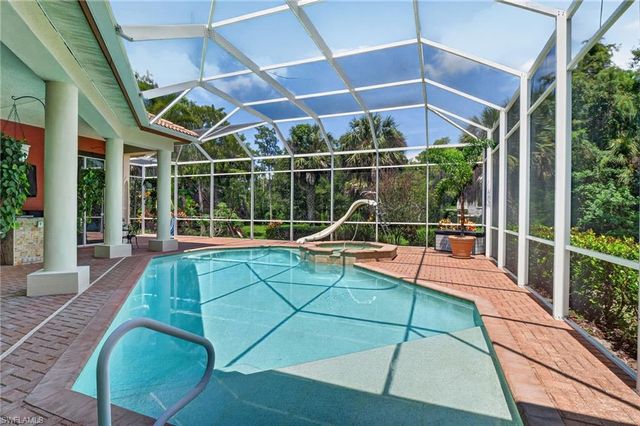 5771 Dogwood WAY, Naples, FL 34116