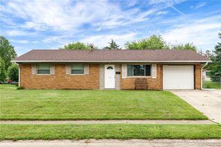 2004 Redstone Drive, Fairborn, OH 45324