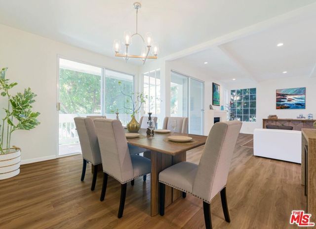 4346 Redwood Avenue A101, Marina Del Rey, CA 90292