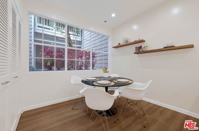 4346 Redwood Avenue A101, Marina Del Rey, CA 90292