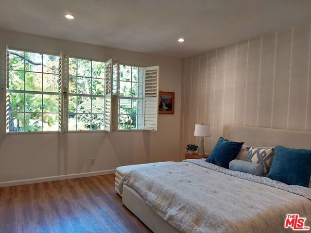 4346 Redwood Avenue A101, Marina Del Rey, CA 90292