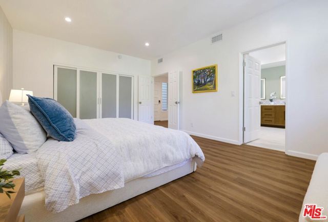 4346 Redwood Avenue A101, Marina Del Rey, CA 90292