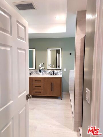 4346 Redwood Avenue A101, Marina Del Rey, CA 90292
