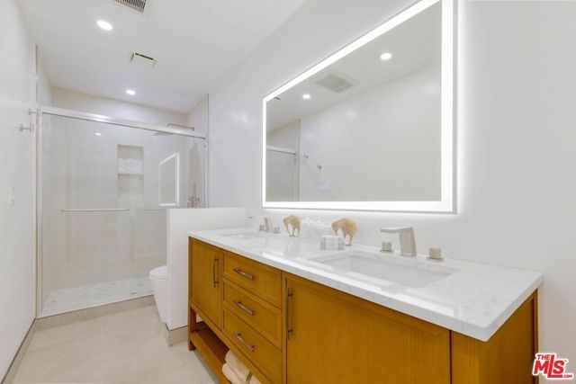 4346 Redwood Avenue A101, Marina Del Rey, CA 90292