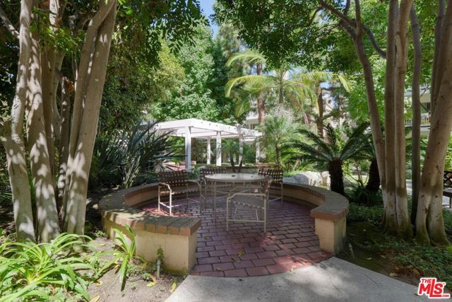 4346 Redwood Avenue A101, Marina Del Rey, CA 90292
