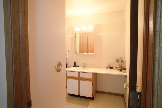 1574 W Crystal Rock Court 3C, Round Lake Beach, IL 60073