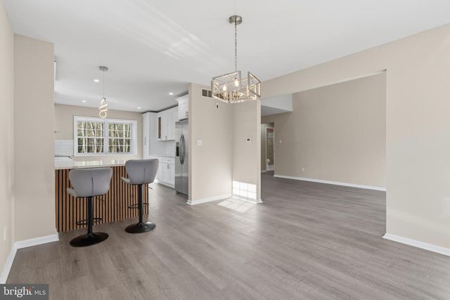 221 OAK LN, Tabernacle, NJ 08088