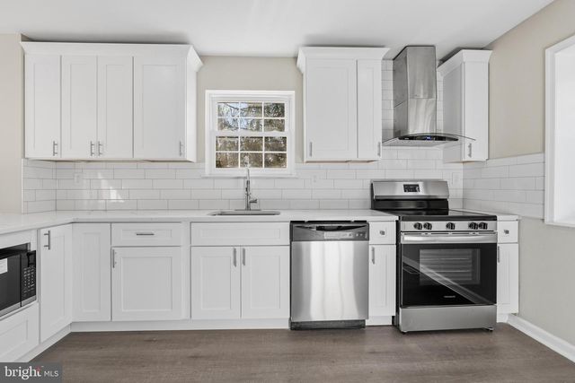 221 OAK LN, Tabernacle, NJ 08088