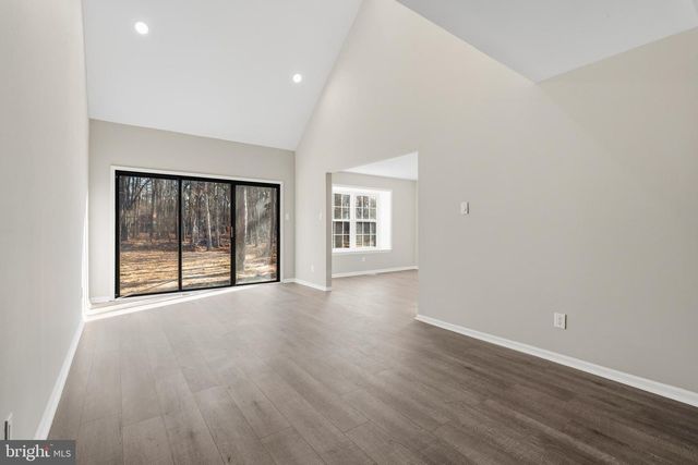 221 OAK LN, Tabernacle, NJ 08088