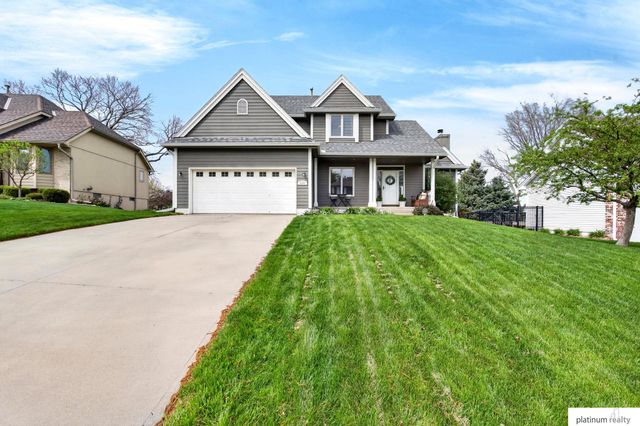 4504 Mark Street, Papillion, NE 68133