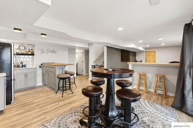 4504 Mark Street, Papillion, NE 68133