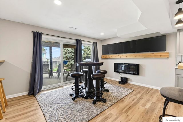 4504 Mark Street, Papillion, NE 68133