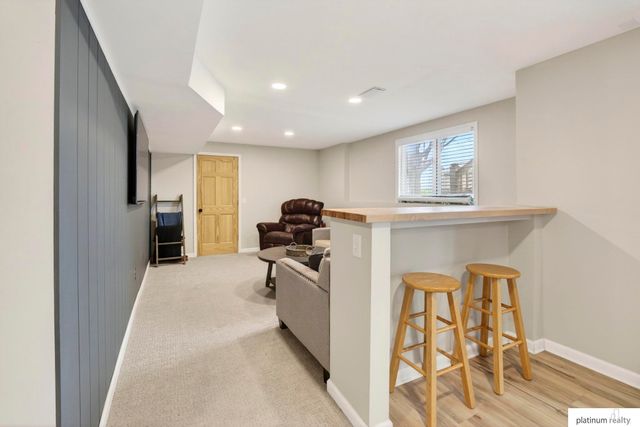4504 Mark Street, Papillion, NE 68133