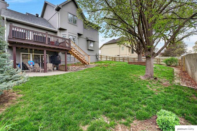 4504 Mark Street, Papillion, NE 68133