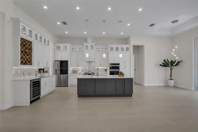 200 N GOODMAN ROAD, Kissimmee, FL 34747
