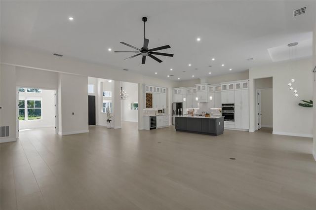 200 N GOODMAN ROAD, Kissimmee, FL 34747