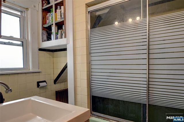 532 Broadway, Haledon, NJ 07508