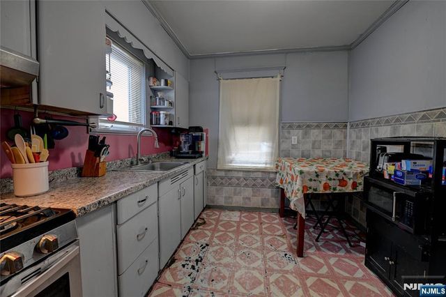 532 Broadway, Haledon, NJ 07508