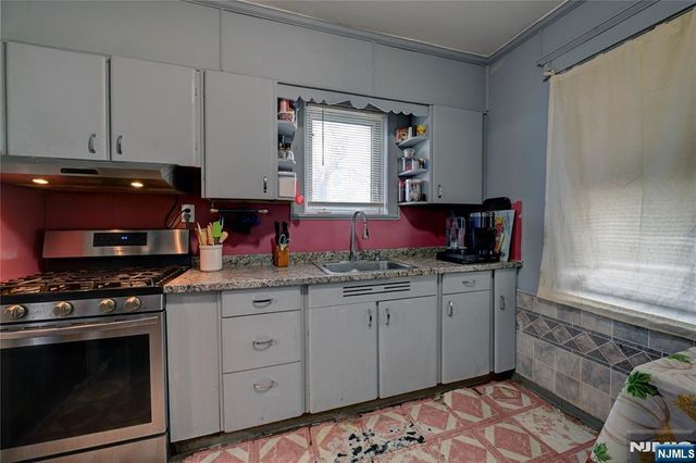 532 Broadway, Haledon, NJ 07508