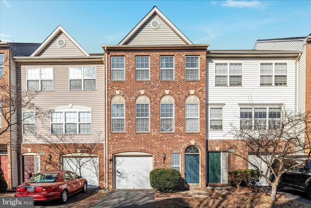 21491 RUSTY BLACKHAW SQ, Sterling, VA 20164