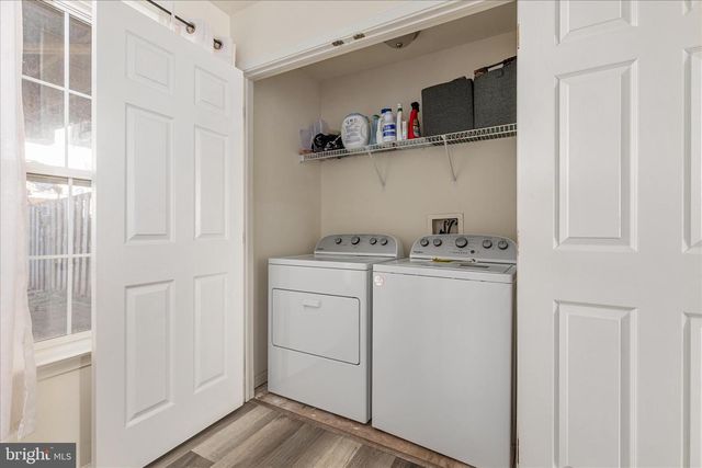 21491 RUSTY BLACKHAW SQ, Sterling, VA 20164