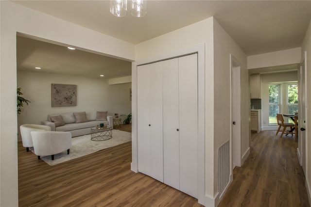 2213 Havenwood Drive, Arlington, TX 76018