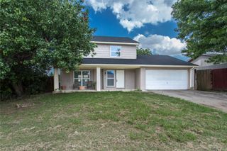 2213 Havenwood Drive, Arlington, TX 76018