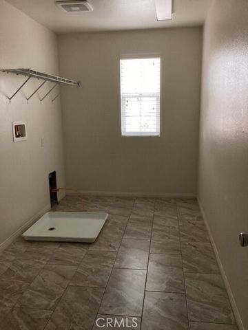 2520 Mulberry Lane, Palmdale, CA 93551