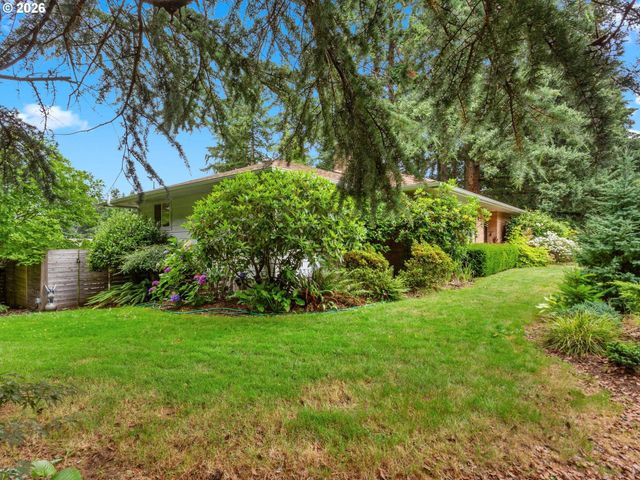 15015 Ne MULTNOMAH St, Portland, OR 97230