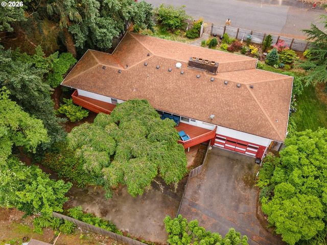 15015 Ne MULTNOMAH St, Portland, OR 97230