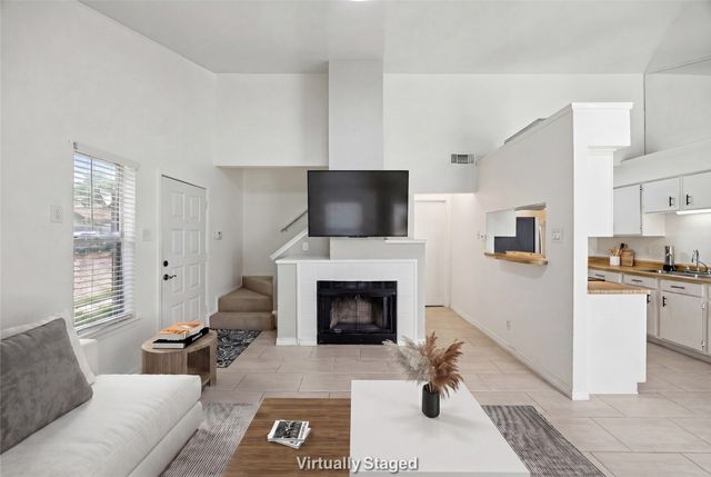 2240 Tarpley Road 162, Carrollton, TX 75006