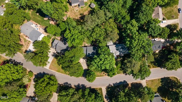 1307 Chimney Hill Drive, Apex, NC 27502