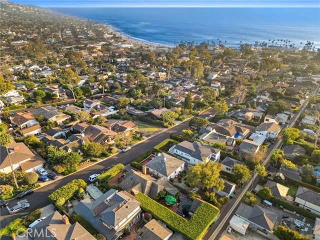 486 HOLLY Street, Laguna Beach, CA 92651