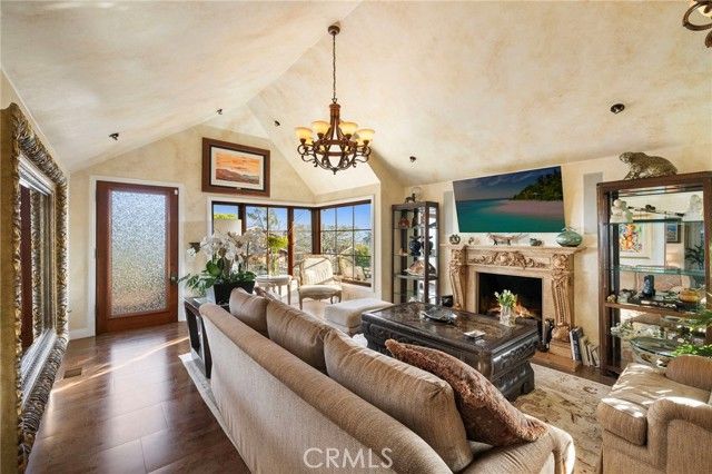 486 HOLLY Street, Laguna Beach, CA 92651