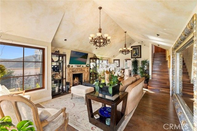 486 HOLLY Street, Laguna Beach, CA 92651