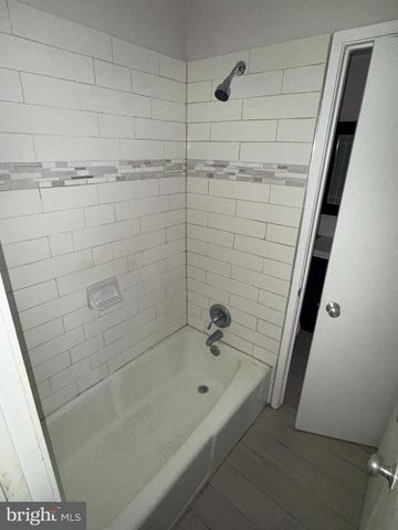 1231 N QUINN ST, Arlington, VA 22209