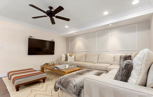 847 E Broadway, Long Beach, NY 11561