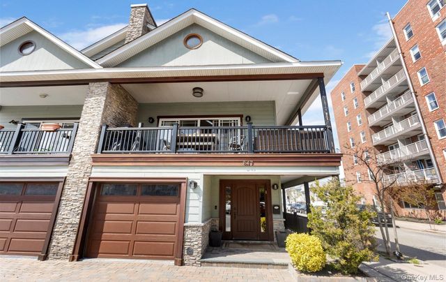 847 E Broadway, Long Beach, NY 11561