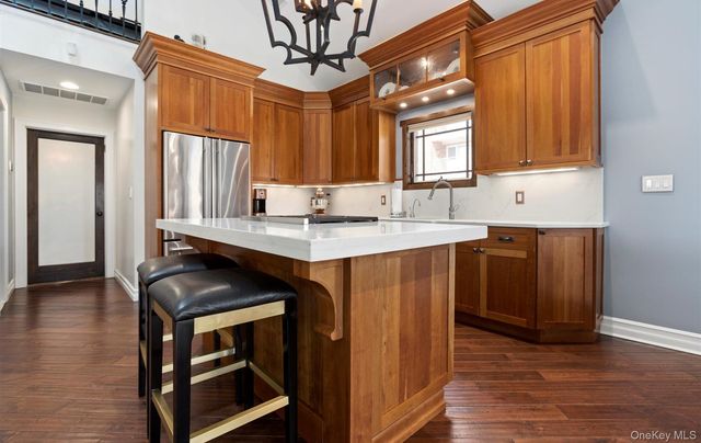 847 E Broadway, Long Beach, NY 11561