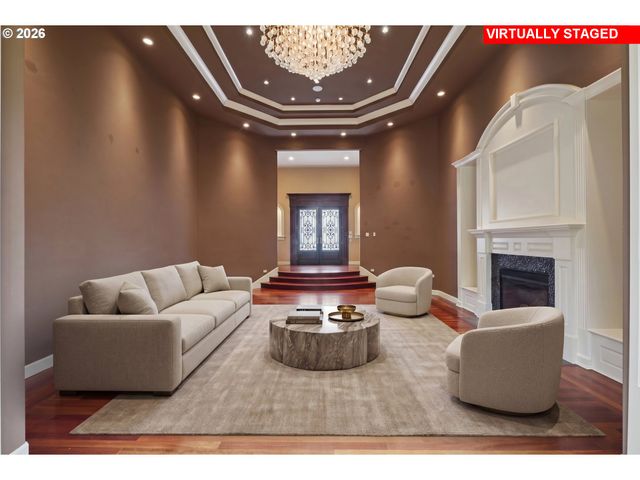 9309 Nw FINZER Ct, Portland, OR 97229