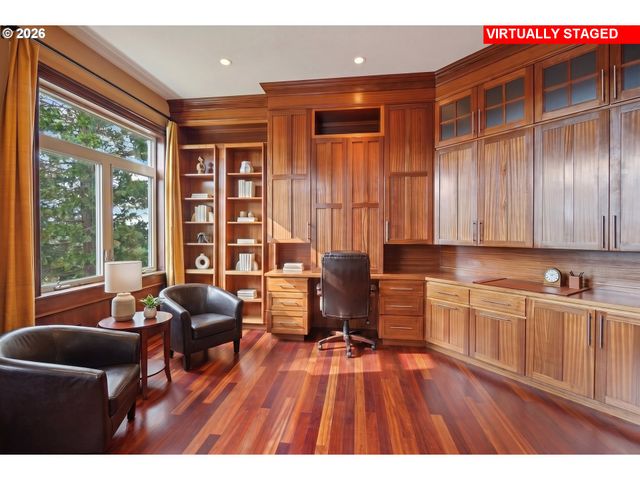 9309 Nw FINZER Ct, Portland, OR 97229